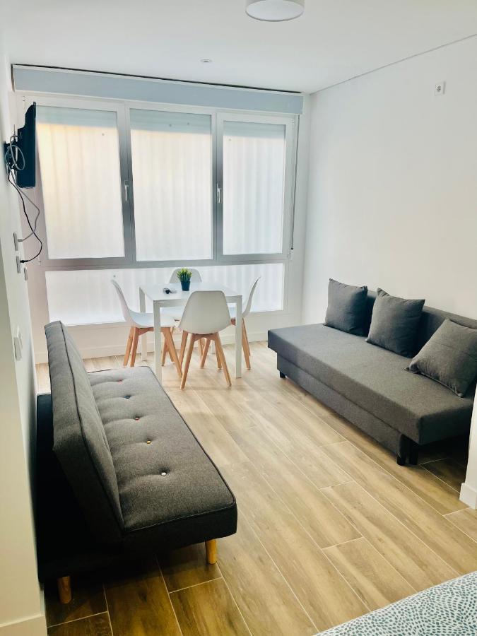 Bernabeu/ C.Universitaria Apartments Madryt Zewnętrze zdjęcie