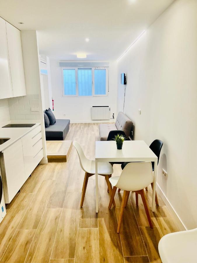 Bernabeu/ C.Universitaria Apartments Madryt Zewnętrze zdjęcie