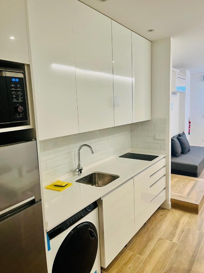 Bernabeu/ C.Universitaria Apartments Madryt Zewnętrze zdjęcie